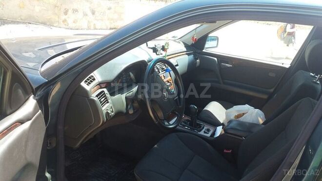 Mercedes E 220 1999, 200,000 km - 0.2 l - Bakı
