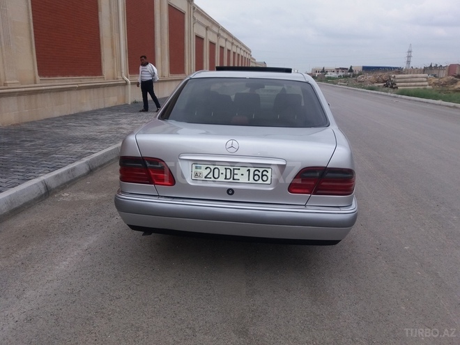 Mercedes E 230 1997, 300,000 km - 2.3 l - Gəncə