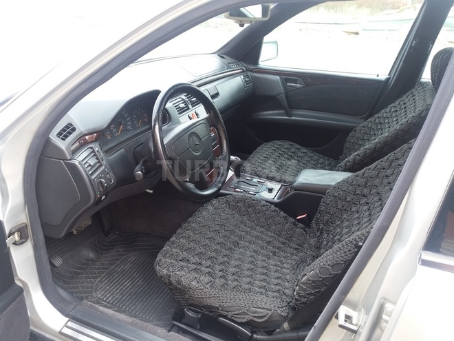 Mercedes E 230 1997, 300,000 km - 2.3 l - Gəncə
