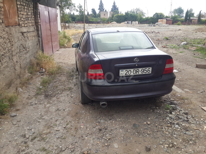 Opel Vectra 1996, 307,000 km - 1.8 l - Gəncə
