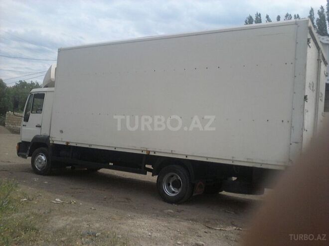 Mercedes Atego 1528 1999, 170,000 km - 0.5 л - Qazax