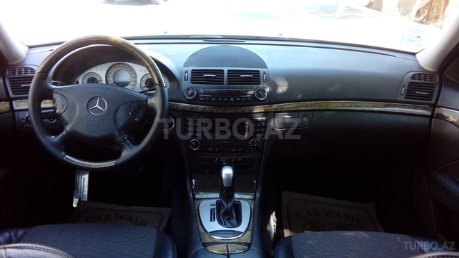 Mercedes E 220 2006, 274,000 km - 2.2 l - Bakı