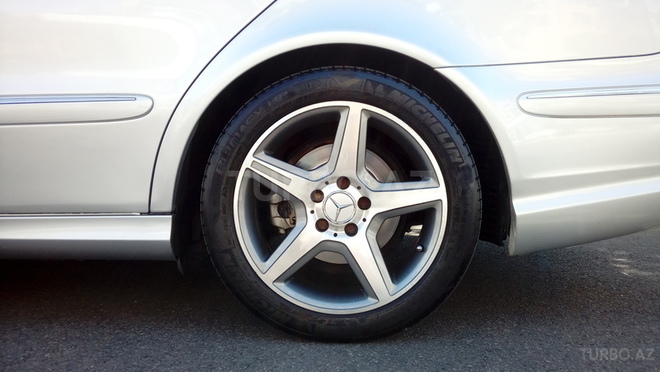 Mercedes E 220 2006, 274,000 km - 2.2 l - Bakı