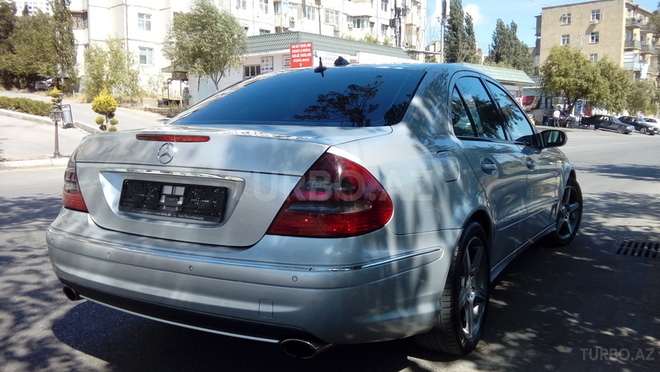 Mercedes E 220 2006, 274,000 km - 2.2 l - Bakı