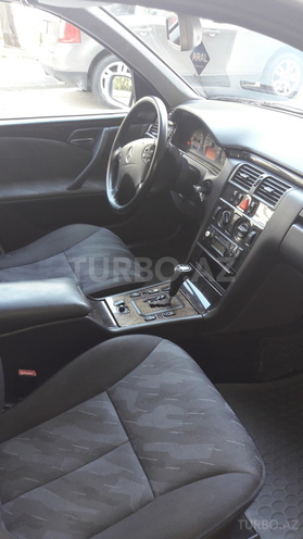Mercedes E 220 2000, 380,250 km - 2.2 l - Bakı