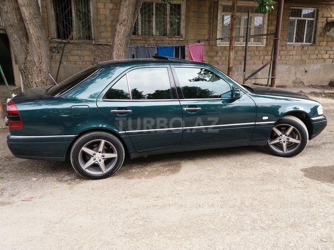 Mercedes C 180 1996, 248,000 km - 1.8 l - Gəncə