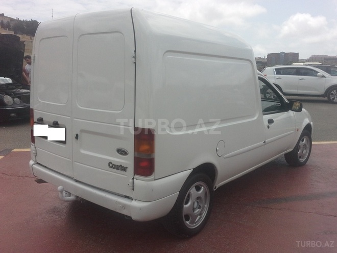 Ford Courier 1999, 213,000 km - 1.8 l - Bakı
