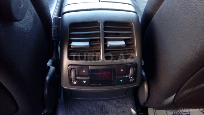 Mercedes E 220 2006, 268,000 km - 2.2 l - Bakı