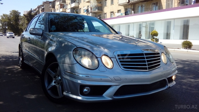 Mercedes E 220 2006, 268,000 km - 2.2 l - Bakı
