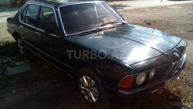 BMW 728 1984, 300,000 km - 2.8 l - Şabran