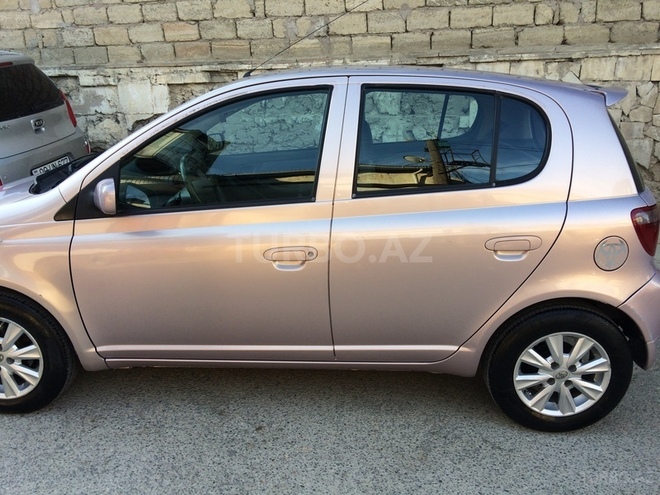 Toyota Vitz 2000, 158,000 km - 1.0 l - Bakı