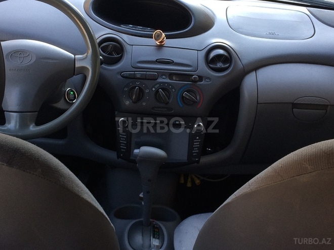 Toyota Vitz 2000, 158,000 km - 1.0 l - Bakı