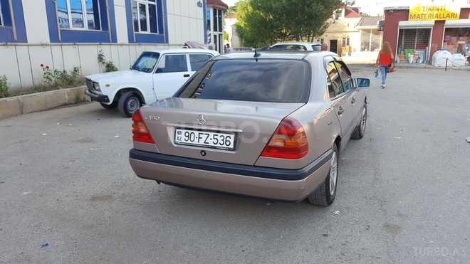 Mercedes C 180 1995, 290,000 km - 1.8 l - Sumqayıt