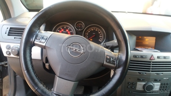 Opel Astra 2006, 232,296 km - 1.8 l - Bakı