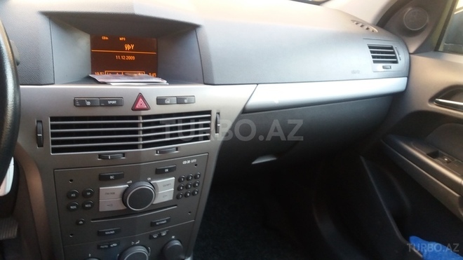 Opel Astra 2006, 232,296 km - 1.8 l - Bakı