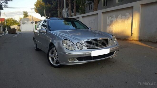 Mercedes E 270 2002, 213,000 km - 2.7 l - Bakı
