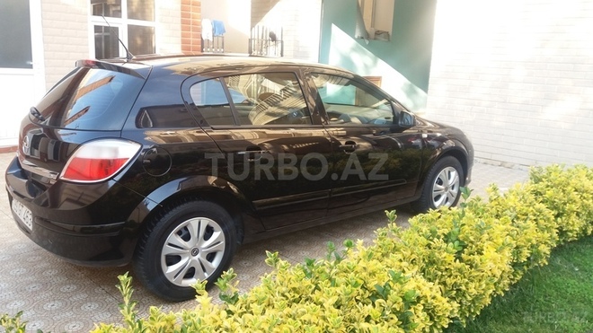 Opel Astra 2006, 232,296 km - 1.8 l - Bakı