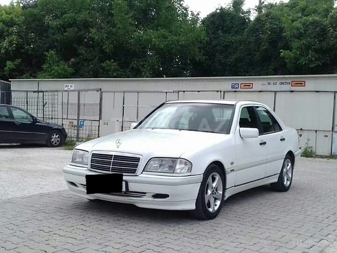 Mercedes C 200 1999, 285,000 km - 2.0 l - Bakı