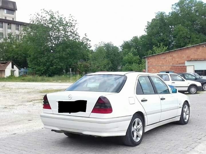 Mercedes C 200 1999, 285,000 km - 2.0 l - Bakı