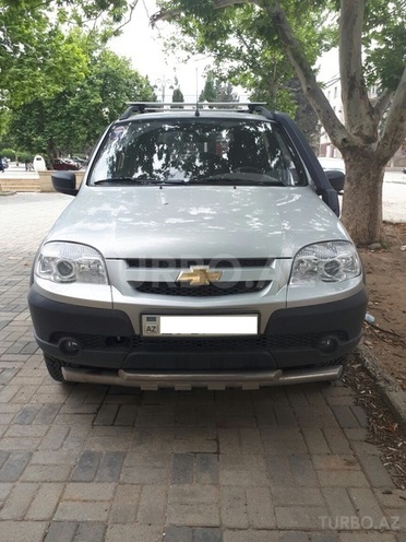 Chevrolet Niva 2015, 24,000 km - 1.7 л - Gəncə