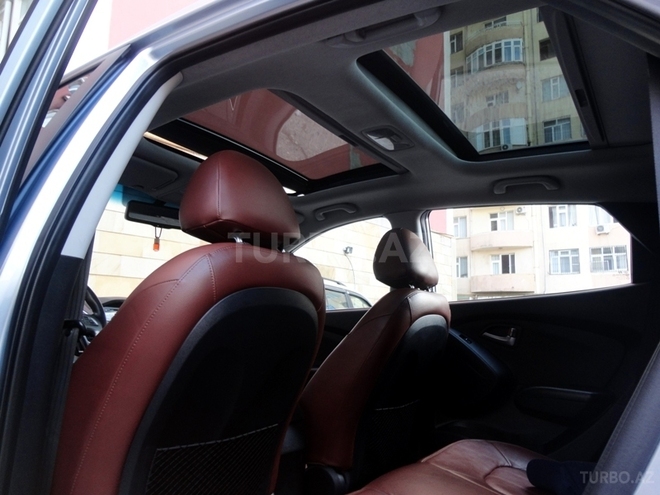 Hyundai ix35 2010, 82,500 km - 2.4 l - Bakı