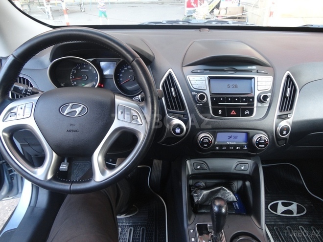 Hyundai ix35 2010, 82,500 km - 2.4 l - Bakı