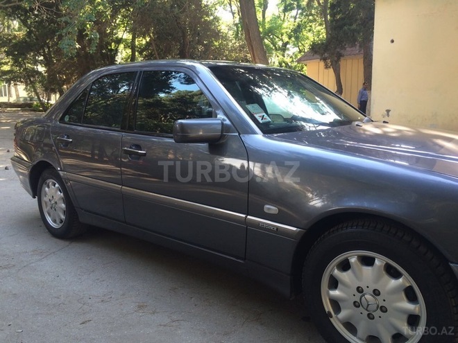 Mercedes C 240 1998, 236,465 km - 2.4 l - Bakı