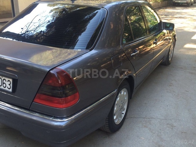 Mercedes C 240 1998, 236,465 km - 2.4 l - Bakı