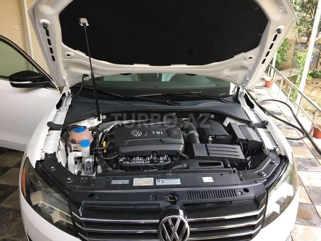 Volkswagen Passat 2014, 25,000 km - 1.8 l - Bakı