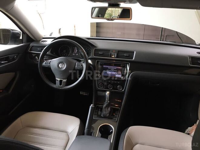 Volkswagen Passat 2014, 25,000 km - 1.8 l - Bakı