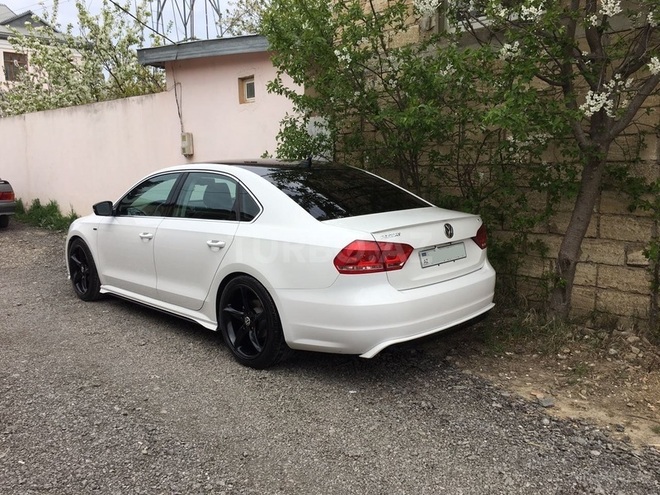 Volkswagen Passat 2014, 25,000 km - 1.8 l - Bakı