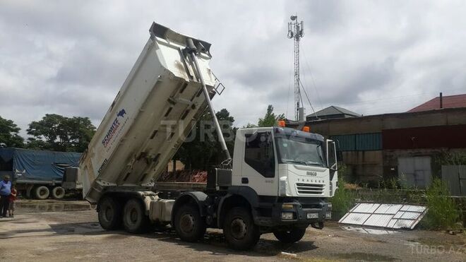 Iveco  2008, 400,000 km - 0.5 l - Bakı
