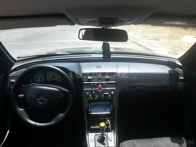 Mercedes C 250 1997, 394,000 km - 2.5 л - Bakı