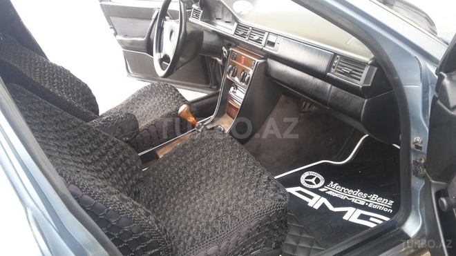 Mercedes E 200 1987, 325,000 km - 2.0 л - Bakı