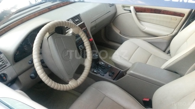 Mercedes C 230 1997, 177,000 km - 2.3 l - Qəbələ