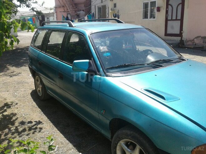 Opel Astra 1994, 266,660 km - 1.6 l - Bakı