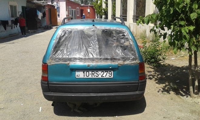 Opel Astra 1994, 266,660 km - 1.6 l - Bakı