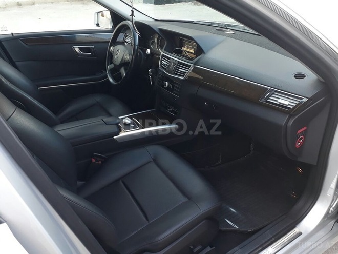 Mercedes E 220 2012, 140,300 km - 2.1 l - Bakı