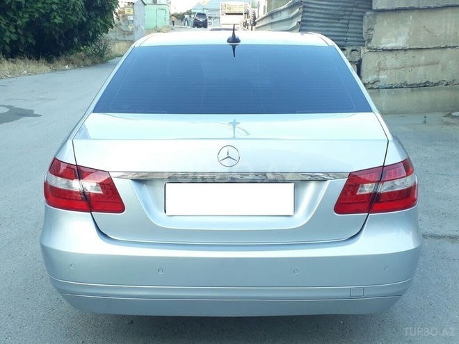 Mercedes E 220 2012, 140,300 km - 2.1 l - Bakı