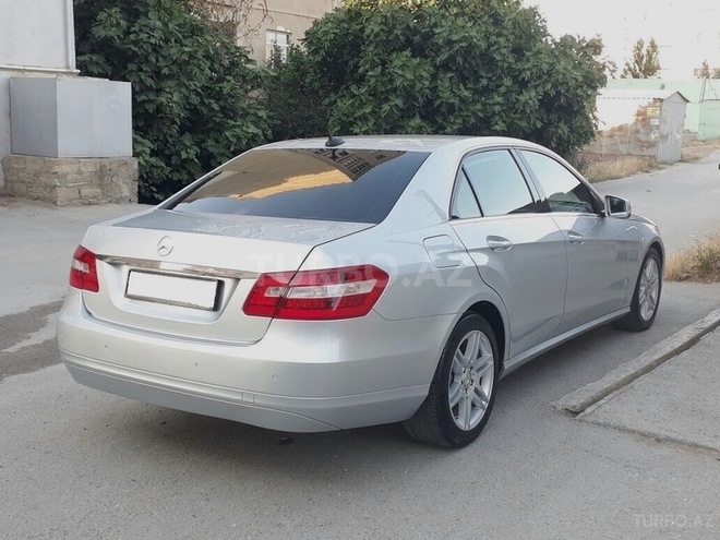 Mercedes E 220 2012, 140,300 km - 2.1 l - Bakı