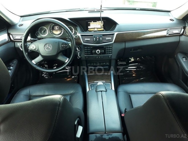 Mercedes E 220 2012, 140,300 km - 2.1 l - Bakı