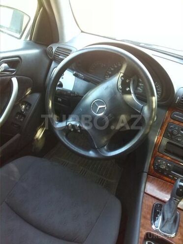 Mercedes C 240 2001, 280,000 km - 2.4 l - Bakı