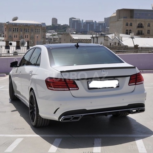 Mercedes E 350 2012, 84,000 km - 3.5 l - Bakı