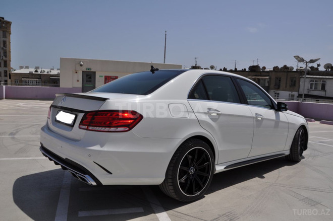 Mercedes E 350 2012, 84,000 km - 3.5 l - Bakı
