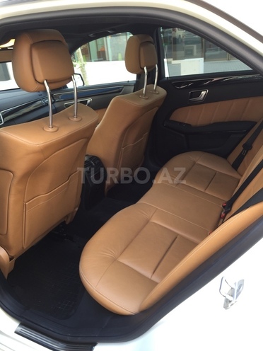 Mercedes E 350 2012, 84,000 km - 3.5 l - Bakı
