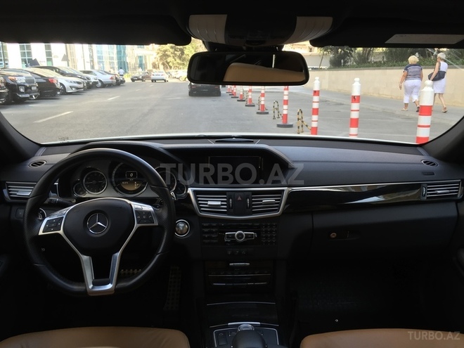 Mercedes E 350 2012, 84,000 km - 3.5 l - Bakı