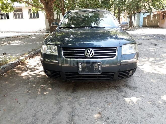 Volkswagen Passat 2002, 245,000 km - 1.8 l - Gəncə