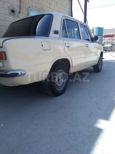 LADA (VAZ) 21011 1982, 498,000 km - 1.6 л - Bakı