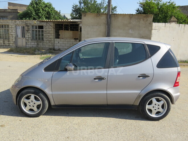 Mercedes A 190 2000, 243,000 km - 1.9 l - Bakı