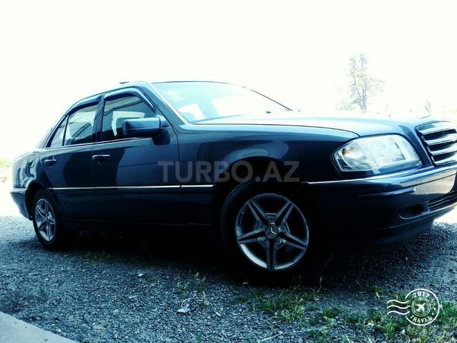 Mercedes C 220 1996, 200,000 km - 2.2 л - Tovuz